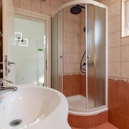 Zen Mastrinka Apartamento *
